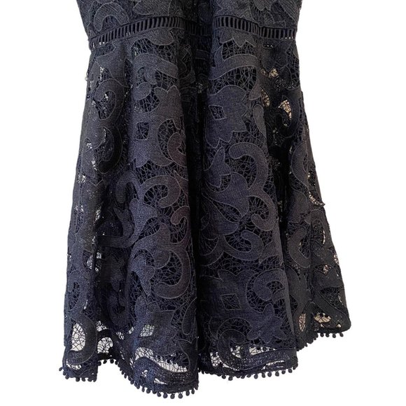 Ministry of Style Size AU6 US2 Navy Blue Lace Dahliah Midi Flare Dress New $229 - Picture 5 of 11